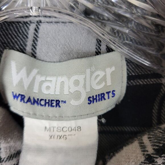 Wrangler Pearl Snap Shirt Womens XL Black Plaid Long Sleeve Button Up Flannel - Picture 2 of 11